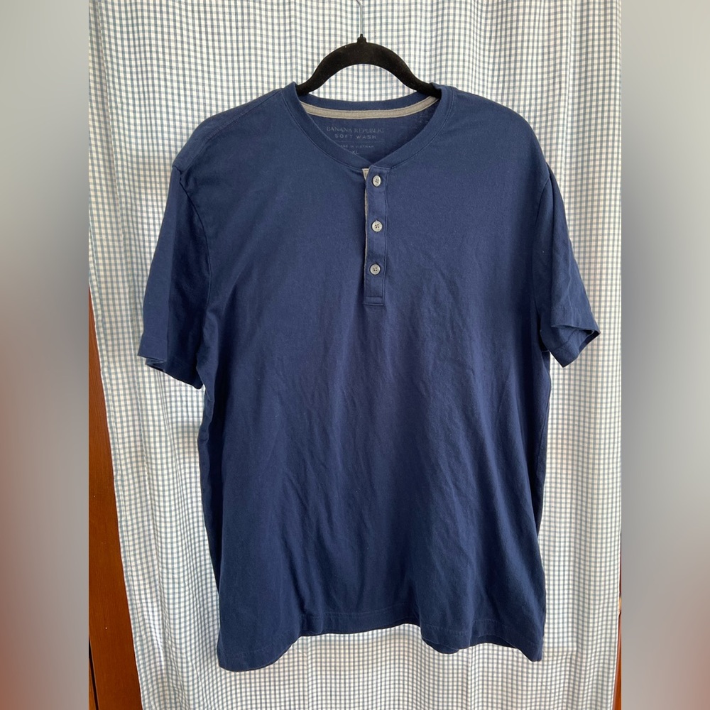 Banana Republic Navy Short Sleeve Henley Shirt
